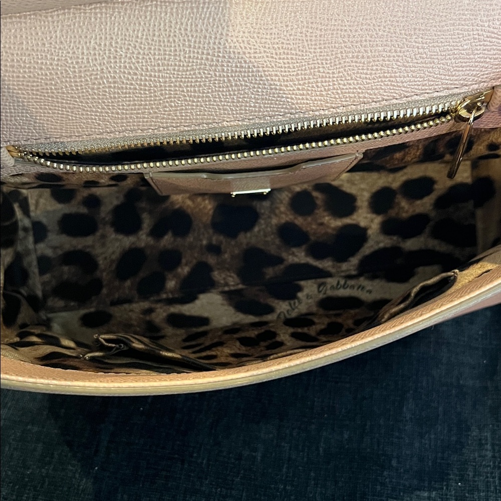 Dolce and Gabbana Large Sicily Bag in Dauphine Calfskin - Picture 7 of 14